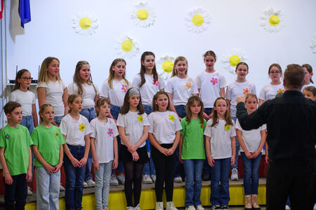 085_Zapojmo pomladi
